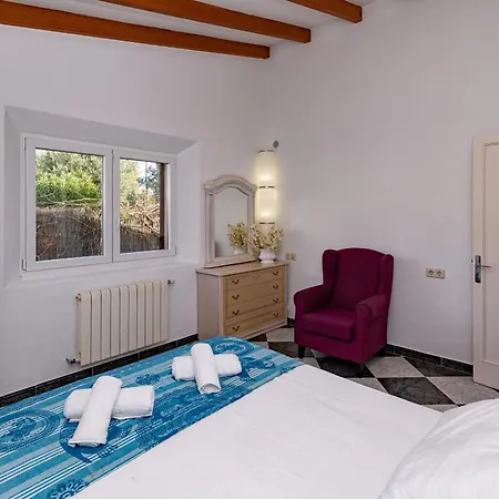 Kaia By Sealand Willa